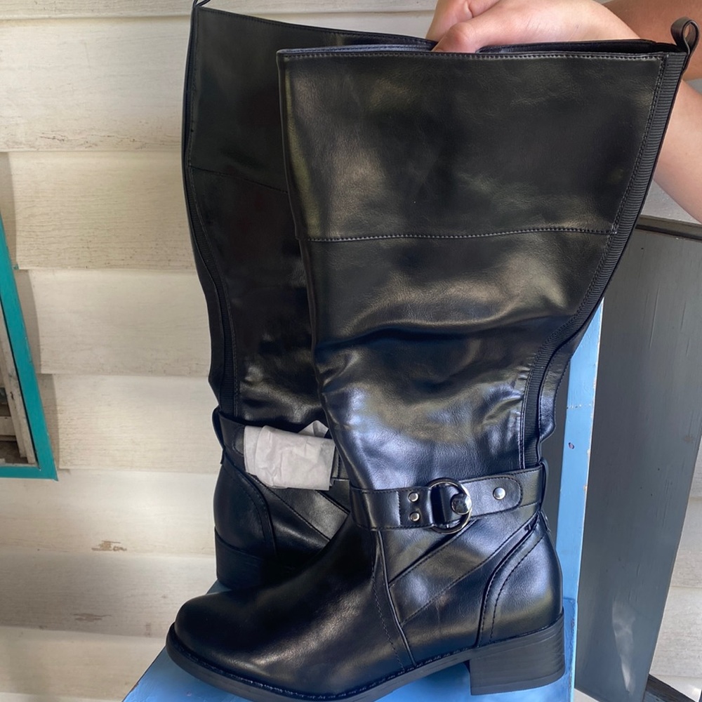 Cloudwalkers. Natalie Tall boot size 8